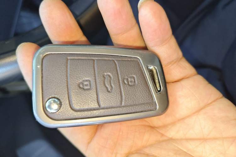 Used Volkswagen Bora 2024 200TSI DSG EnjoyDrive PRO Edition Vehicle Key