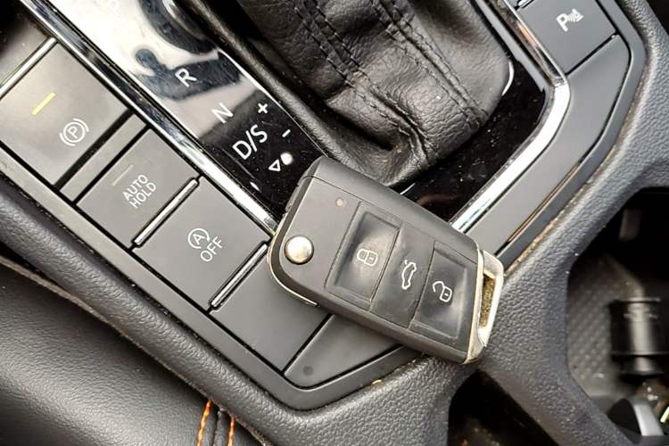 Used Volkswagen Bora 2024 200TSI DSG EnjoyDrive PRO Edition Vehicle Key