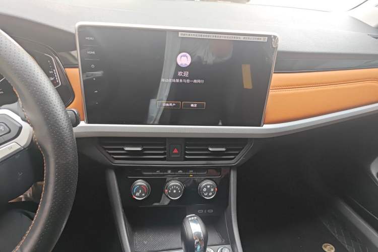 Used Volkswagen Bora 2025 200TSI DSG Enjoy PRO Edition Audio And AC Panel