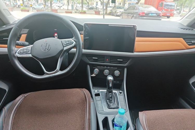 Used Volkswagen Bora 2025 200TSI DSG Enjoy PRO Edition Center Console