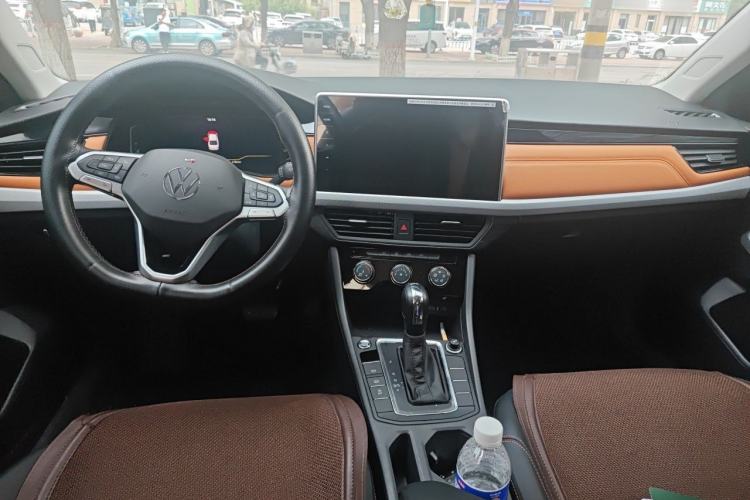 Used Volkswagen Bora 2025 200TSI DSG Enjoy PRO Edition Center Console