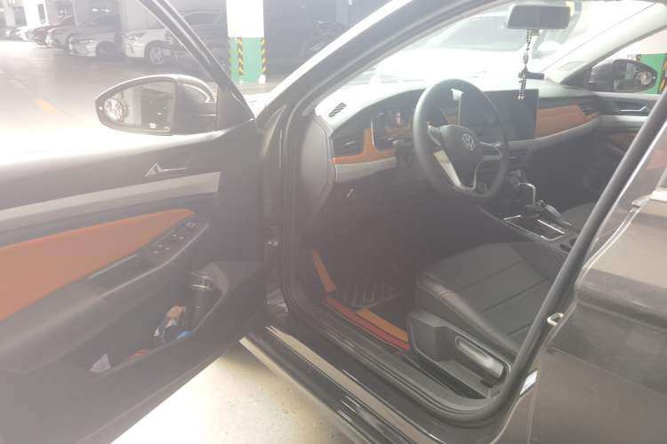 Used Volkswagen Bora 2025 200TSI DSG Enjoy Driving Navigation Edition Driver Seat