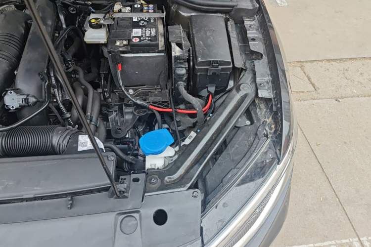 Used Volkswagen Bora 2025 200TSI DSG Enjoy PRO Edition Engine Bay Left