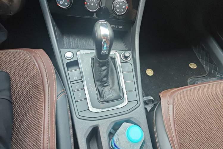 Used Volkswagen Bora 2025 200TSI DSG Enjoy PRO Edition Gear Lever