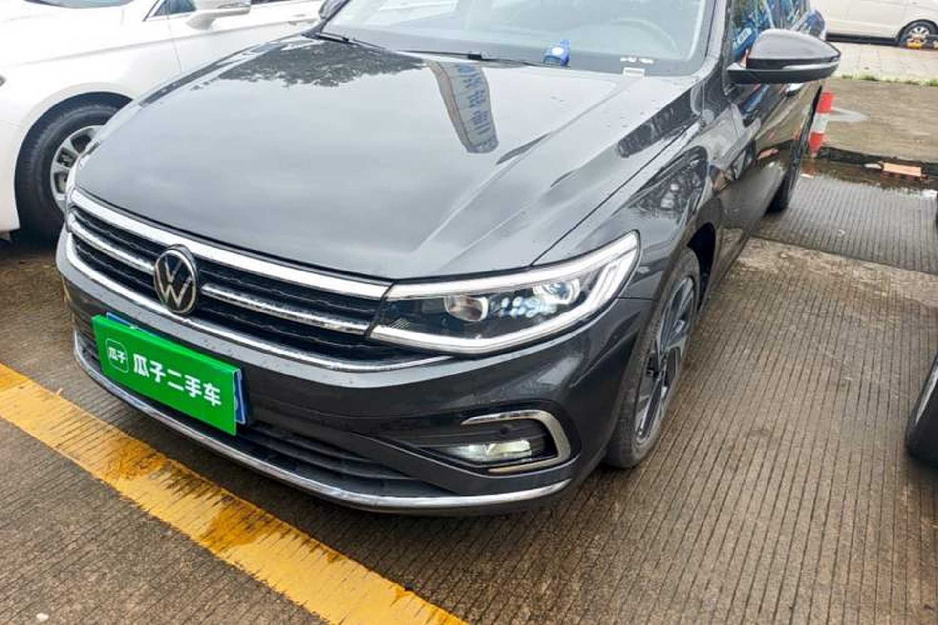Used Volkswagen Bora 2025 300TSI DSG Prestige Edition Left Front Headlight