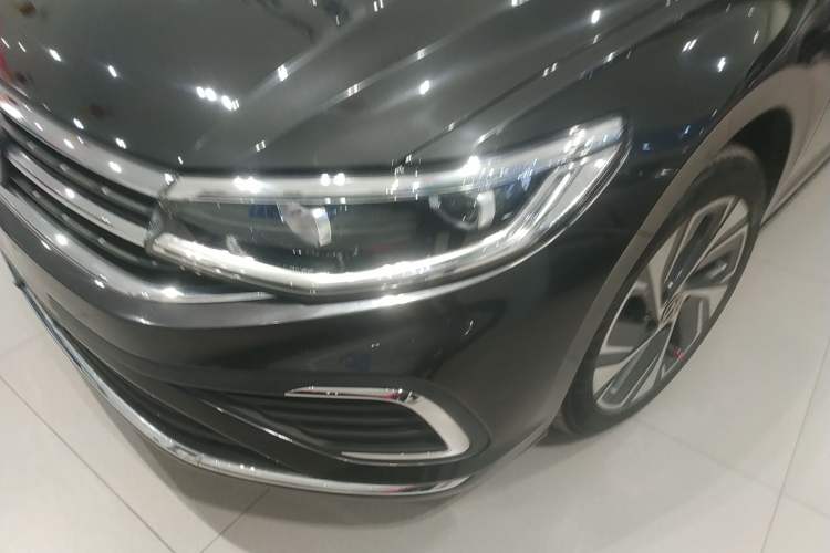 Used Volkswagen Bora 2025 200TSI DSG Enjoy PRO Edition Left Front Headlight