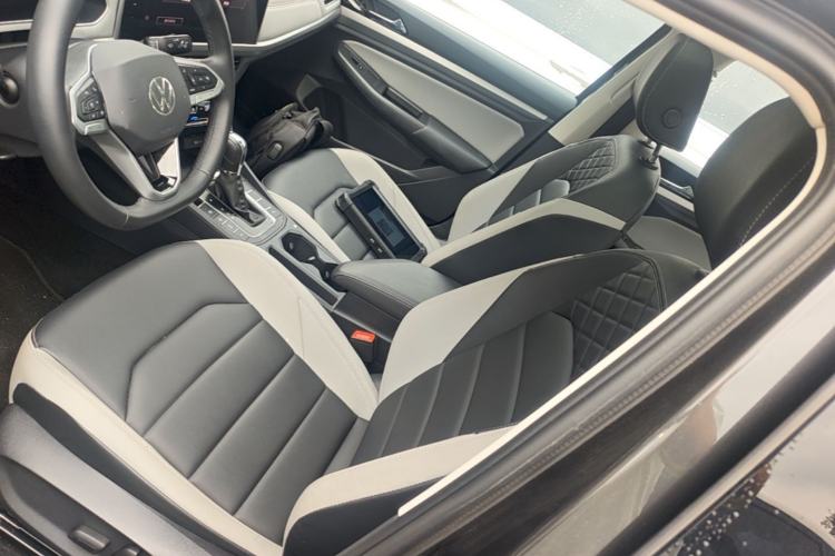 Used Volkswagen Bora 2025 300TSI DSG Prestige Edition Left Front Seat