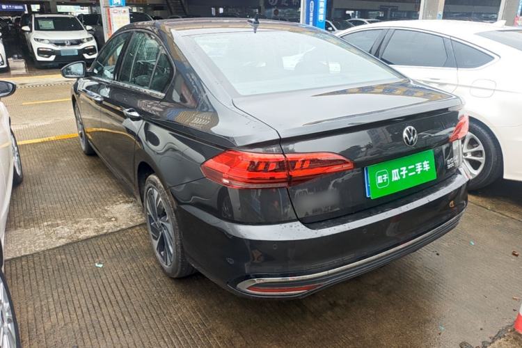 Used Volkswagen Bora 2025 300TSI DSG Prestige Edition Rear Left 45 Deg