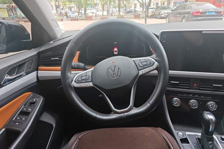 Used Volkswagen Bora 2025 200TSI DSG Enjoy PRO Edition Steering Wheel
