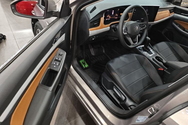 Used Volkswagen Bora 2025 280TSI DSG Comfort Edition Driver Seat