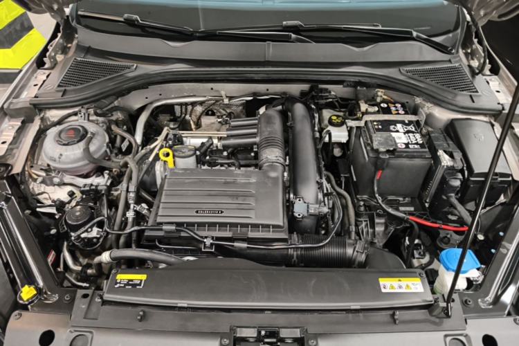 Used Volkswagen Bora 2025 280TSI DSG Comfort Edition Engine Bay