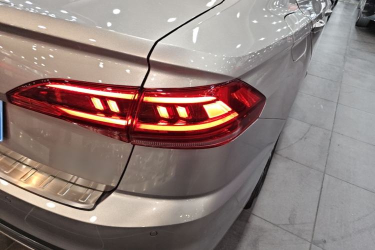 Used Volkswagen Bora 2025 280TSI DSG Comfort Edition Right Rear Taillight