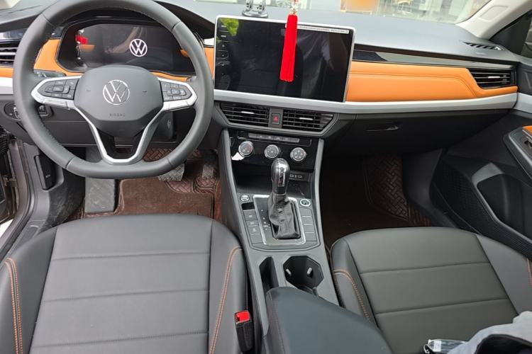 Used Volkswagen Bora 2025 200TSI DSG Enjoy Driving Navigation Edition Center Console