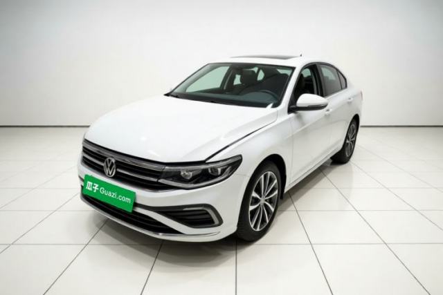 Ojetý Volkswagen Bora 2025 200TSI DSG Enjoy PRO Edition
