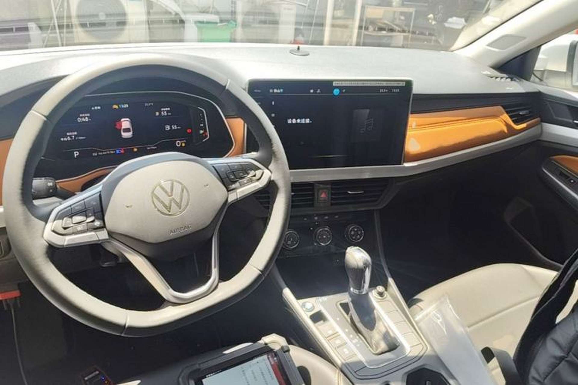 Used Volkswagen Bora 2025 200TSI DSG Enjoy PRO Edition Center Console