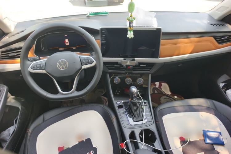 Used Volkswagen Bora 2025 200TSI DSG Enjoy PRO Edition Center Console