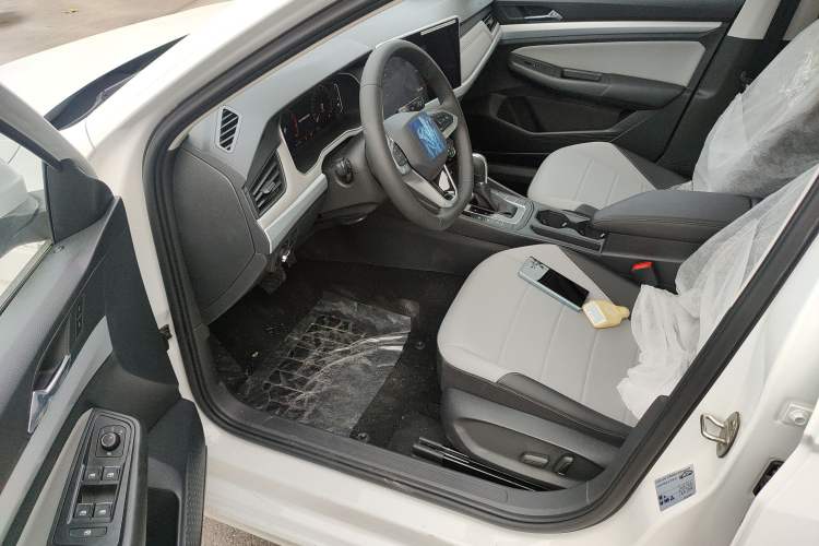 Used Volkswagen Bora 2025 200TSI DSG Enjoy PRO Edition Driver Seat