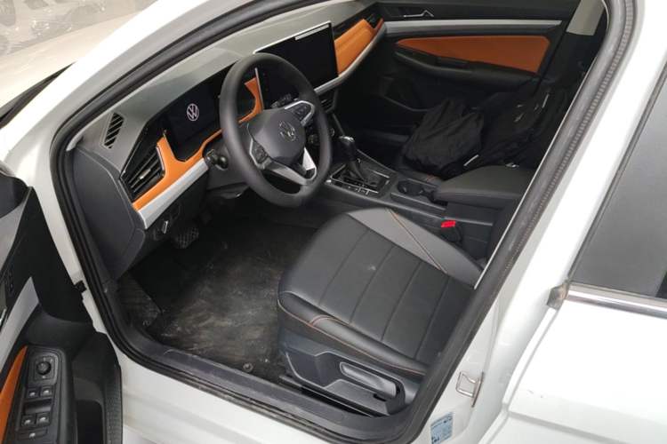 Used Volkswagen Bora 2025 Facelifted 200TSI DSG Yuexing Navigation Edition Driver Seat