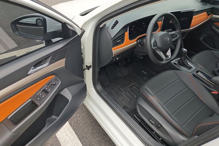 Used Volkswagen Bora 2025 200TSI DSG Enjoy PRO Edition Driver Seat