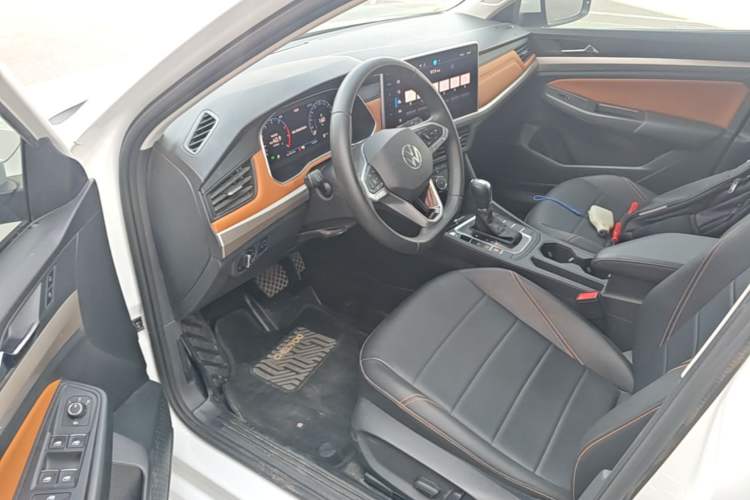 Used Volkswagen Bora 2025 200TSI DSG Enjoy PRO Edition Driver Seat