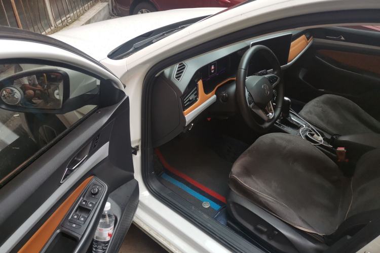 Used Volkswagen Bora 2025 Model, Facelifted 200TSI DSG Yuexing PRO Edition Driver Seat