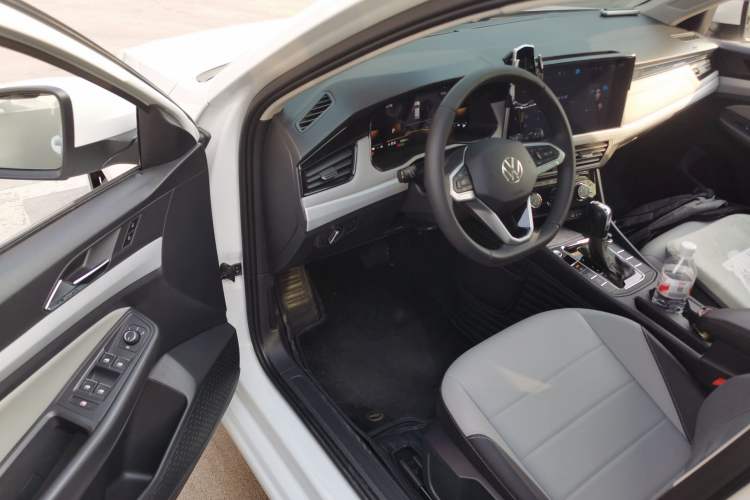 Used Volkswagen Bora 2025 200TSI DSG Enjoy Driving Navigation Edition Driver Seat