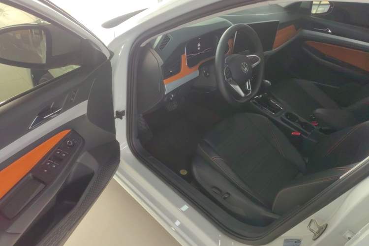 Used Volkswagen Bora 2025 200TSI DSG Enjoy PRO Edition Driver Seat