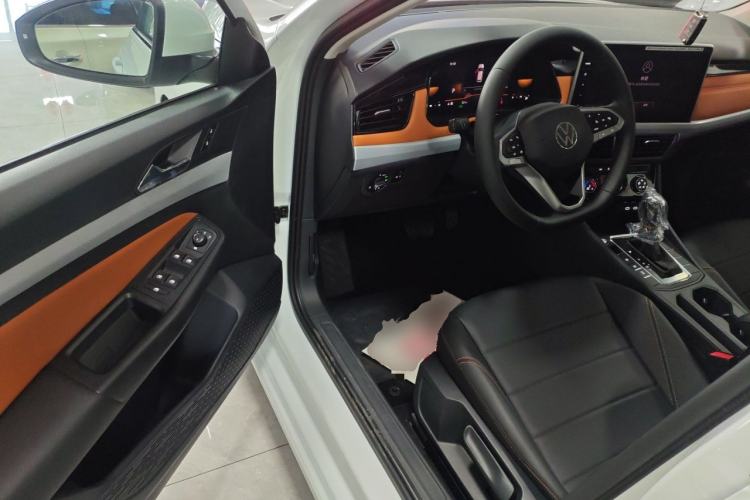 Used Volkswagen Bora 2025 Facelifted 200TSI DSG Yuexing Navigation Edition Driver Seat