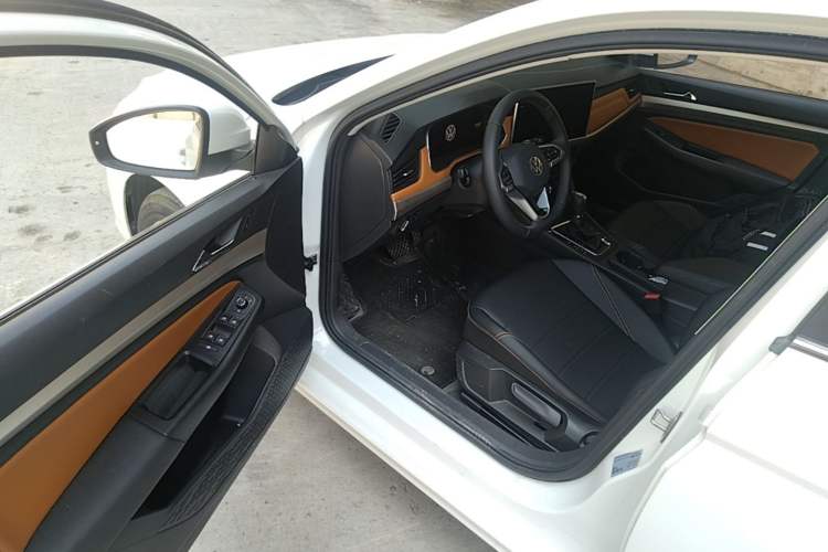 Used Volkswagen Bora 2025 200TSI DSG Enjoy Driving Navigation Edition Driver Seat
