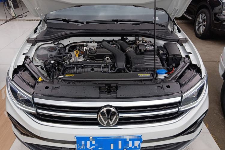 Used Volkswagen Bora 2025 Model, Facelifted 300TSI DSG Zunxing Edition Engine Bay