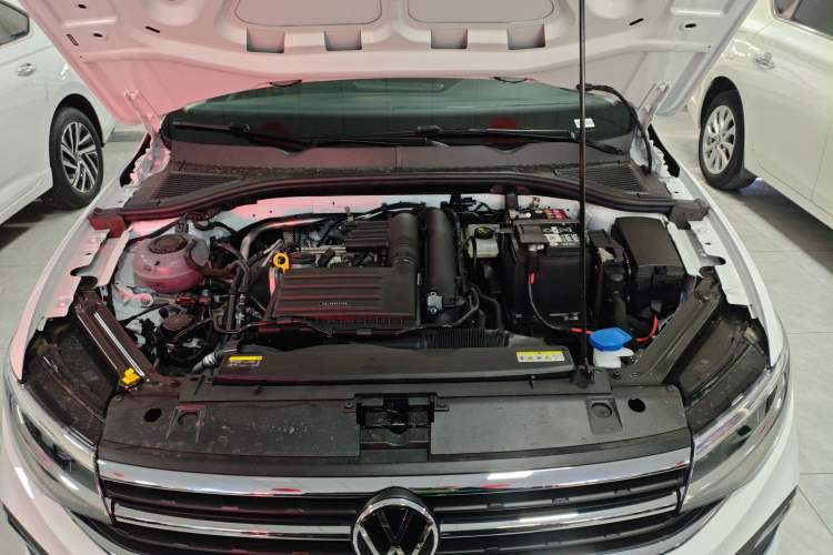 Used Volkswagen Bora 2025 Facelifted 200TSI DSG Yuexing Navigation Edition Engine Bay