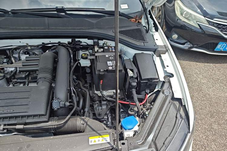 Used Volkswagen Bora 2025 Facelifted 200TSI DSG Yuexing Navigation Edition Engine Bay Left