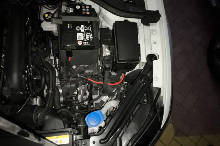 Used Volkswagen Bora 2025 280TSI DSG Comfort Edition Engine Bay Left