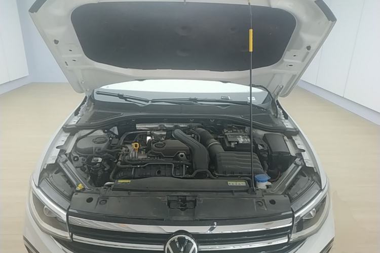 Used Volkswagen Bora 2025 300TSI DSG Prestige Edition Engine Bay
