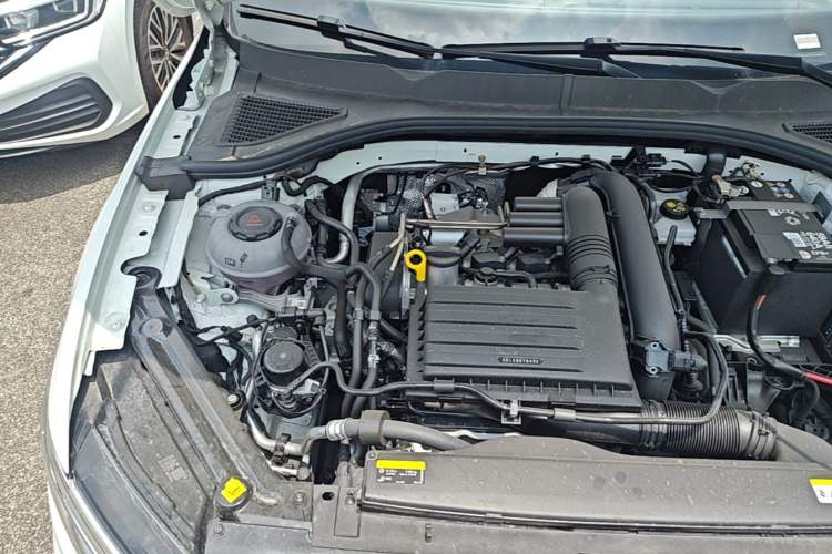 Used Volkswagen Bora 2025 Facelifted 200TSI DSG Yuexing Navigation Edition Engine Bay Right