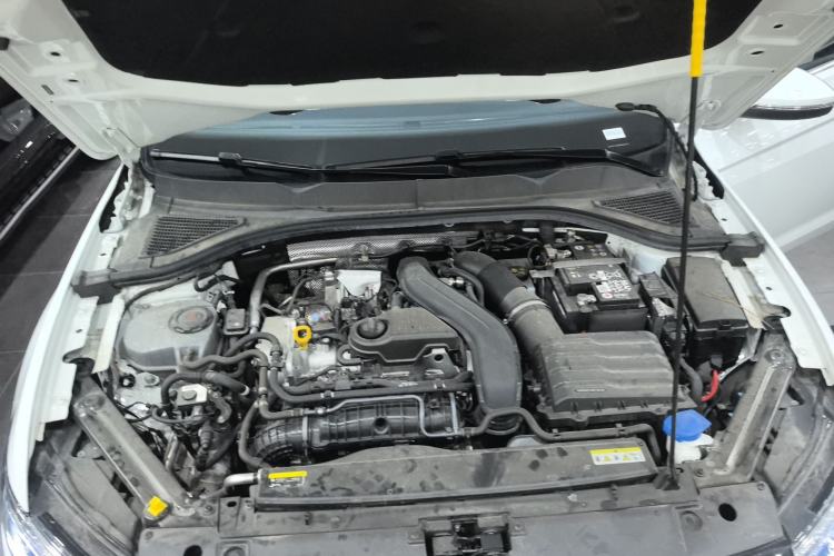 Used Volkswagen Bora 2025 300TSI DSG Prestige Edition Engine Bay