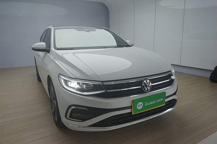 Used Volkswagen Bora 2025 300TSI DSG Prestige Edition Exterior 1