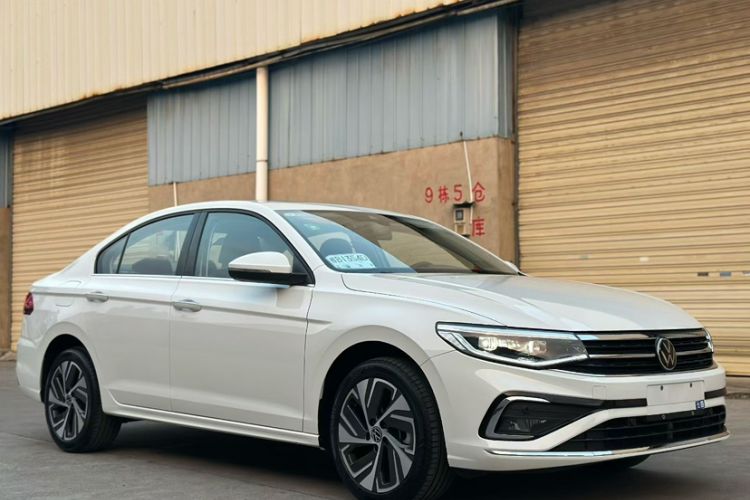 Used Volkswagen Bora 2025 300TSI DSG Prestige Edition Exterior 1