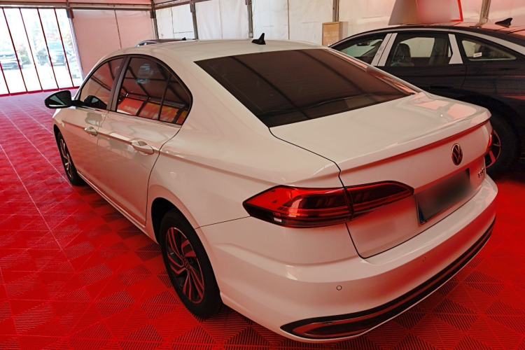 Used Volkswagen Bora 2025 Facelifted 200TSI DSG Yuexing Navigation Edition Exterior 2