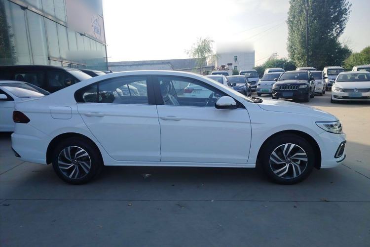 Used Volkswagen Bora 2025 Facelifted 200TSI DSG Yuexing Navigation Edition Exterior 2