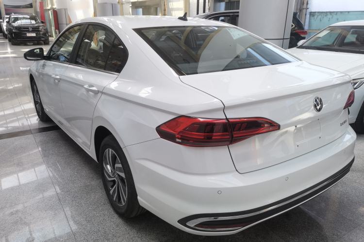 Used Volkswagen Bora 2025 Facelifted 200TSI DSG Yuexing Navigation Edition Exterior 2