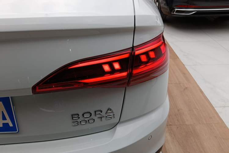 Used Volkswagen Bora 2025 Model, Facelifted 300TSI DSG Zunxing Edition Exterior 3
