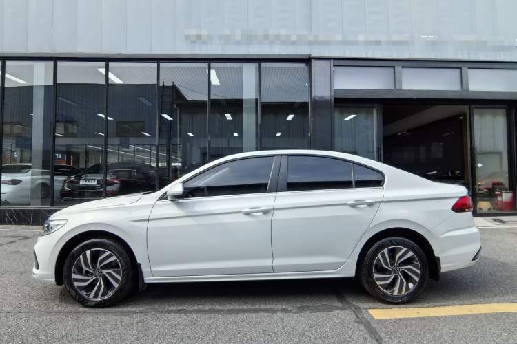 Used Volkswagen Bora 2025 200TSI DSG Enjoy Driving Navigation Edition Exterior 3