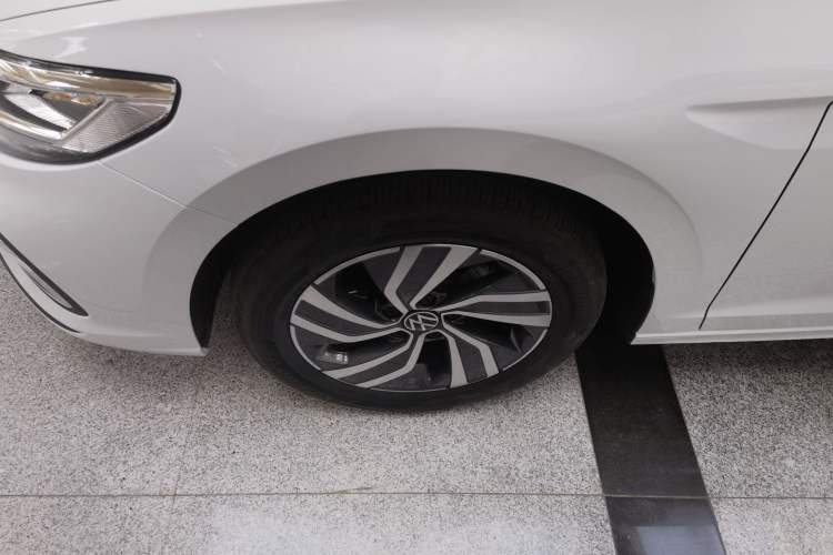 Used Volkswagen Bora 2025 Facelifted 200TSI DSG Yuexing Navigation Edition Exterior 4