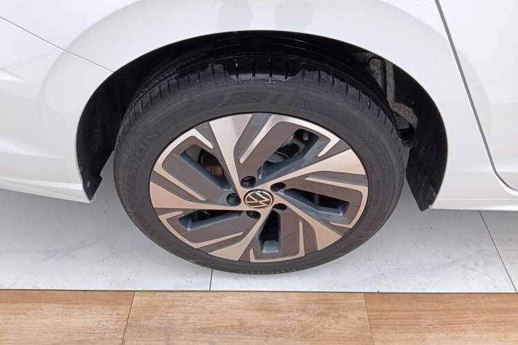 Used Volkswagen Bora 2025 Model, Facelifted 300TSI DSG Zunxing Edition Exterior 5