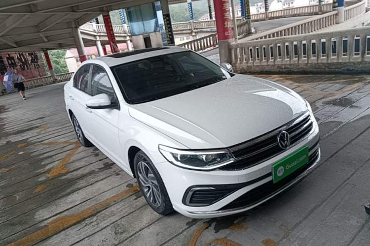 Used Volkswagen Bora 2025 200TSI DSG Enjoy Driving Navigation Edition Front Right 45 Deg