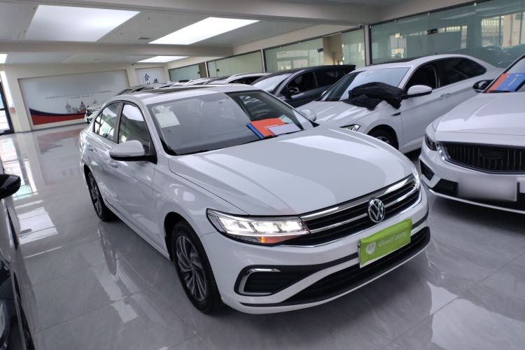 Used Volkswagen Bora 2025 Facelifted 200TSI DSG Yuexing Navigation Edition Front Right 45 Deg