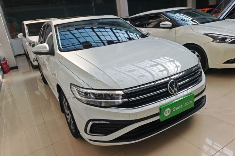 Used Volkswagen Bora 2025 Facelifted 200TSI DSG Yuexing Navigation Edition Front Right 45 Deg
