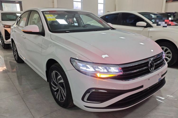 Used Volkswagen Bora 2025 Facelifted 200TSI DSG Yuexing Navigation Edition Front Right 45 Deg