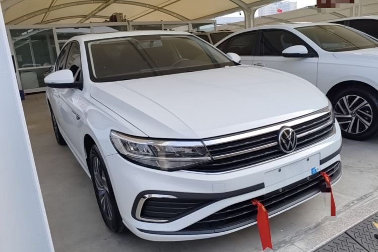 Used Volkswagen Bora 2025 Facelifted 200TSI DSG Yuexing Navigation Edition Front Right 45 Deg
